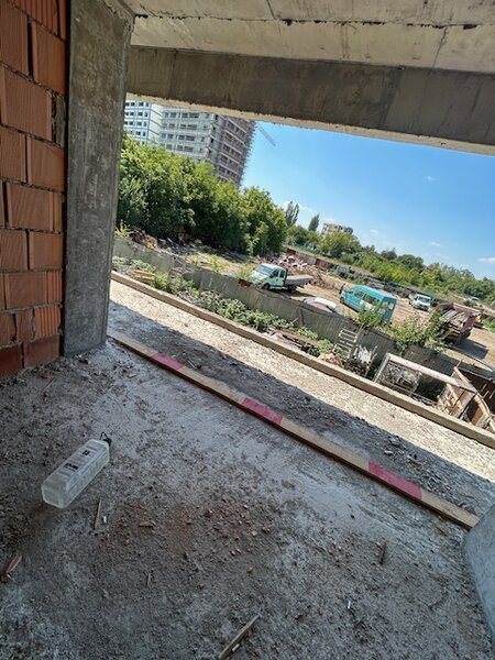 Gorjului Etalon Lacul Morii Condominiu superb Ap 2 camere 15 min Metrou